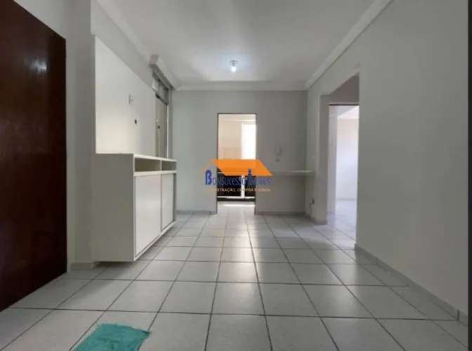 Apartamento de 2 quartos no bairro Heliópolis