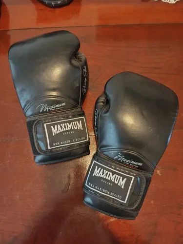 Luvas de Boxe/Muay Thai Maximum Boxing 10 oz