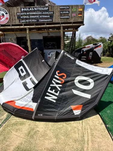 Vende-se 2 Kite Nexus 4 Core. 