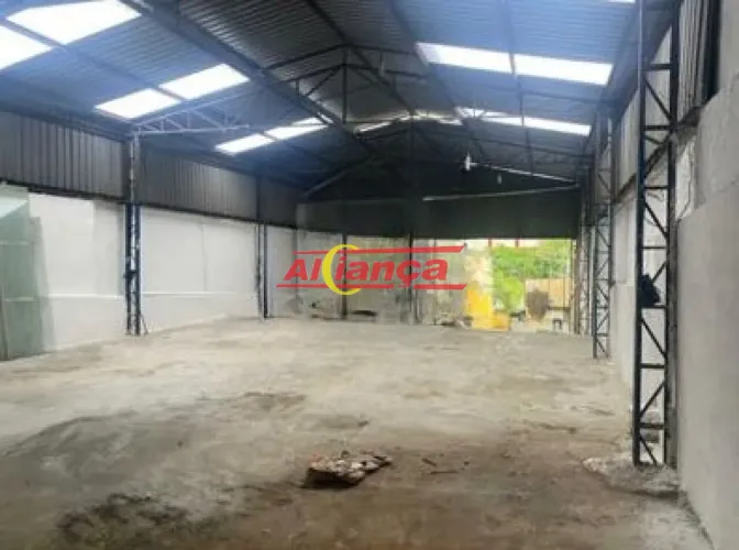 Terreno comercial à venda com 450 m² e renda
