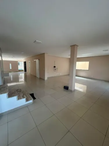 ALUGO CASA COMERCIAL/REIDENCIAL COM 5 SUITES