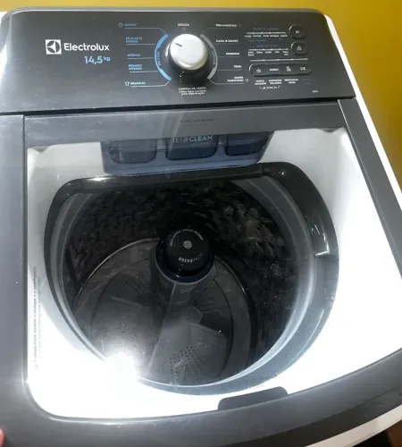Lavadora 14,5 Electrolux  nunca usada 