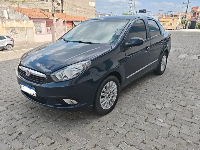 Fiat Grand Siena Essence 1.6 Flex 16V 2015