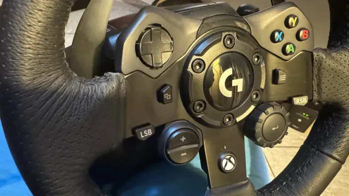 Volante Logitech G923 - Impecável na Caixa Original / Sem Marcas