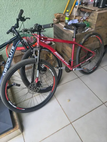 Bicicleta Aro 29 Houston Discovery Usada com 21 Marchas - Vermelha
