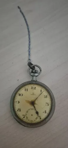 Relógio Omega de Bolso (Parado sem manutenção)