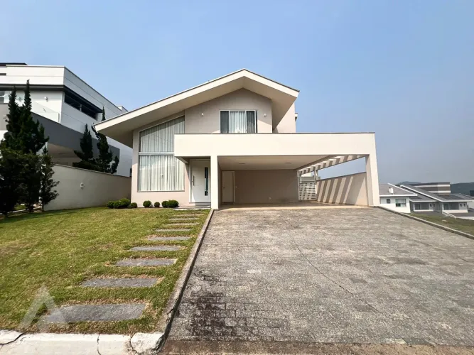 Casa em condomínio fechado no bairro Itoupava Central