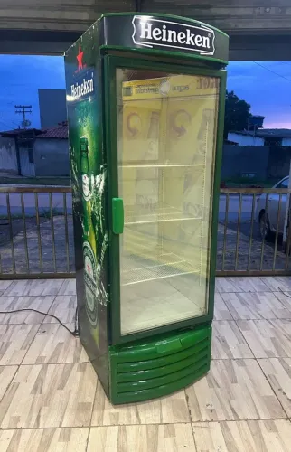 expositor da Heineken 500l