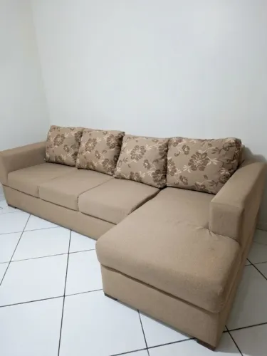 Sofá em L Bege Confortável 4 Lugares - Ótimo Estado?