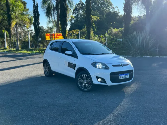 Fiat Palio Sporting 1.6 Flex 16V 5P 2016