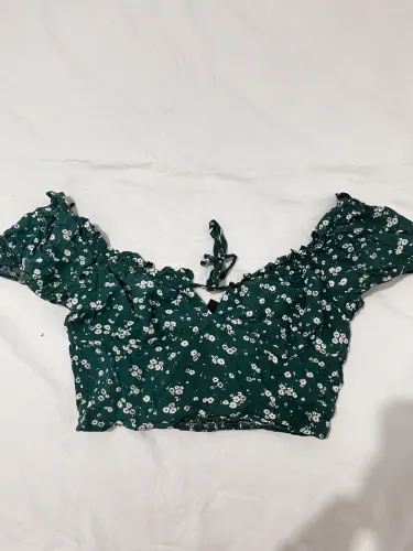Blusa cropped floral renner