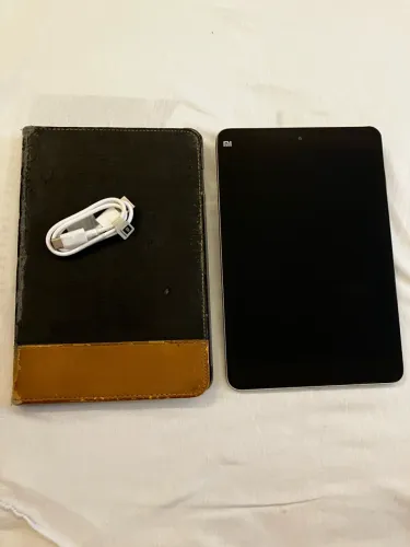 Tablet Xiaomi Mi Pad 2 2GB RAM 16GB + Capa - Excelente estado