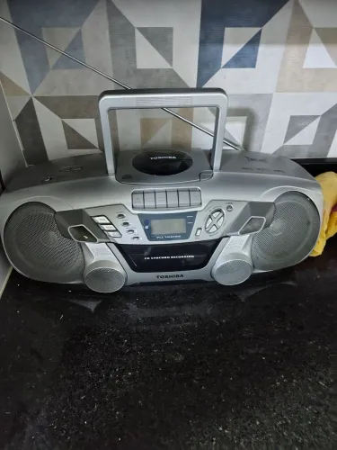 Rádio Toshiba RG 9122 CD