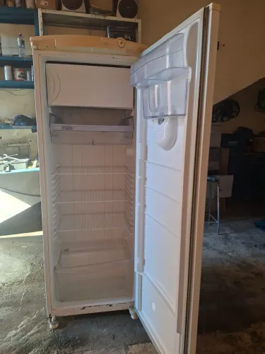 Vendo geladeira