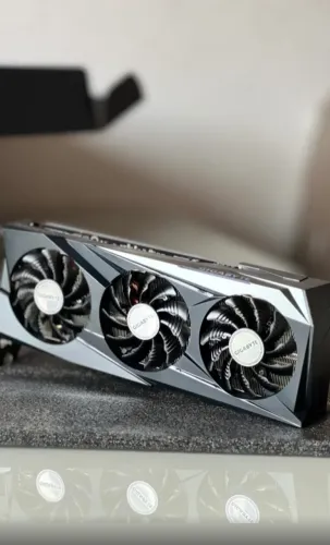 PLACA DE VIDEO RX 7600