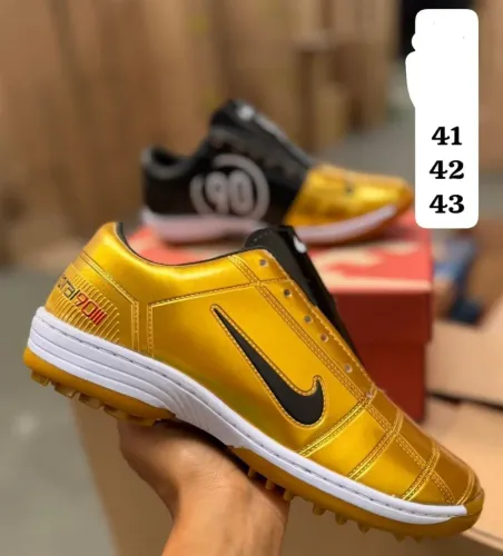 Chuteira society Nike 90iii