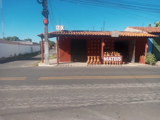 Casa com Laje; Área comercial estratégica; Preço abaixo da média e negociável 