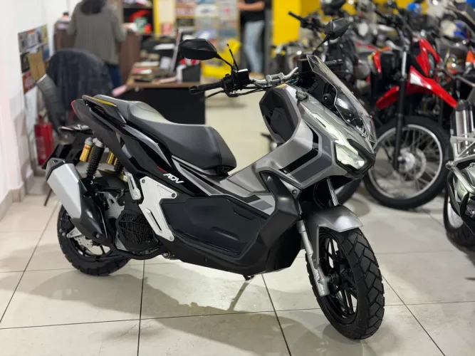 HONDA ADV 150 