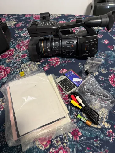 Câmera Profissional Sony PMW-EX1R XDCAM EX - Kit Completo