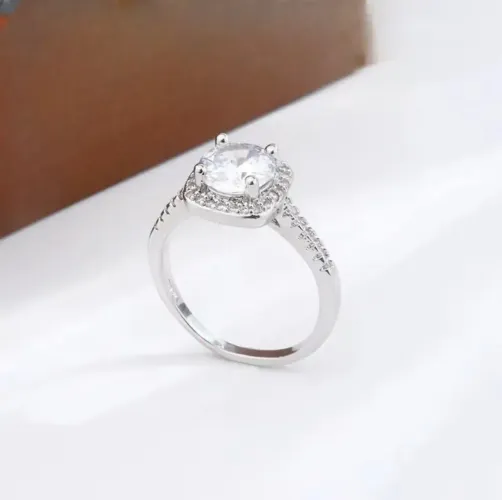 Anel Moissanita em Prata 925 elegante vários tamanhos