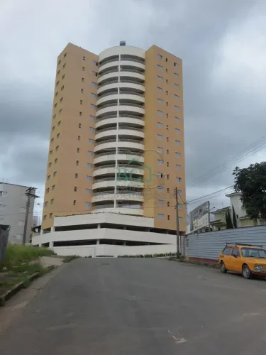 Apartamento à venda na zona Oeste de Poços de Caldas