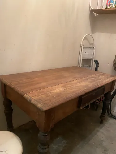 Mesa antiga madeira de demolição