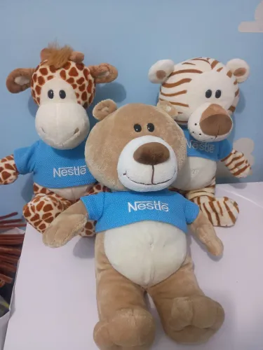 Pelúcias Nestlé ( tigre, girafa e urso )