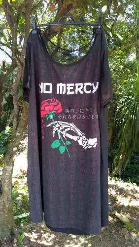 Vestido plus size Chica Bolacha No Mercy Japan