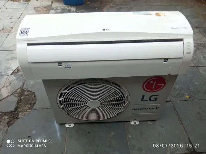 Split LG inverter 12000 BTUs
