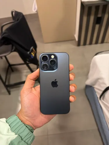 Vendo iPhone 15pro 128gb