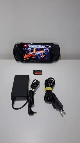 PSP 2001 Slim Desbloqueado com jogos !