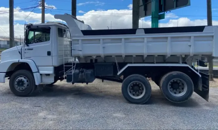 2006 Mercedes-Benz 1620