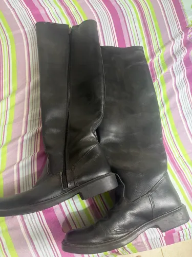 Bota até o joelho 