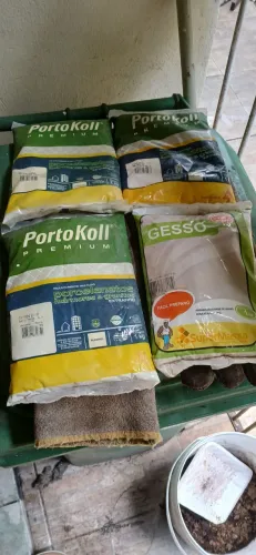 Material de construção (Argamassa para porcelanato e rejuntes)