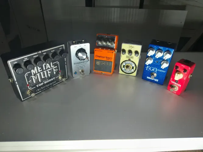 PEDAIS DE GUITARRA ...a partir de  R$ 299,?