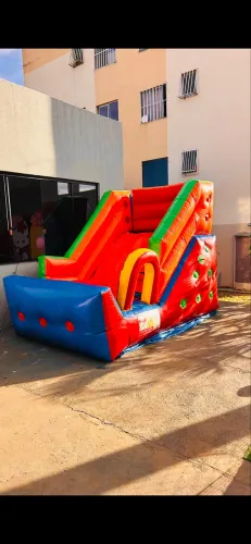 Aluguel Mini tobogã inflável