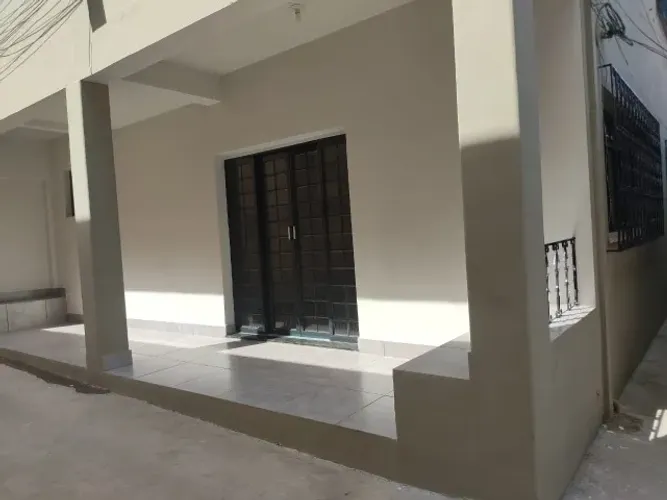 Alugo Sobrado de Fundos no Centro de Paranavaí-PR