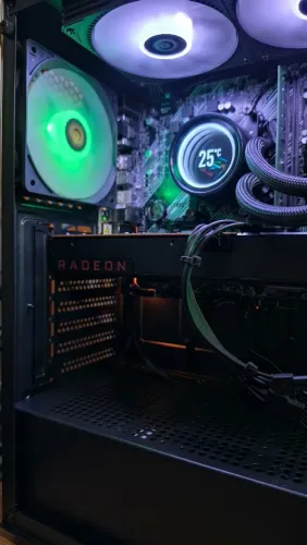 Pc Gamer Ryzen 7 5700G, NVMe + 16Gb DDR4 3200mhz, AMD RX 480 8Gb