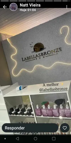 Seu nome na parede espelhado