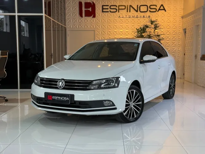Volkswagen Jetta Highline 2.0 TSI 16V 4P Tiptronic 2017