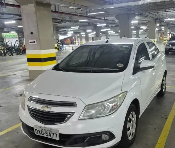 Chevrolet Onix Hatch LT 1.0 8V Flex Power Mec. 4P 2014
