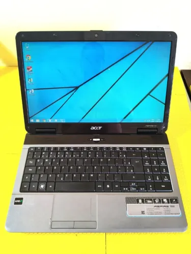 Notebook Acer Aspire 4gb memoria Hd 320gb tela 15 