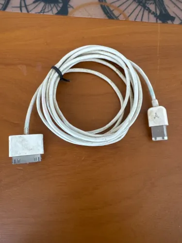 Cabo FireWire 67" original do fabricante Apple