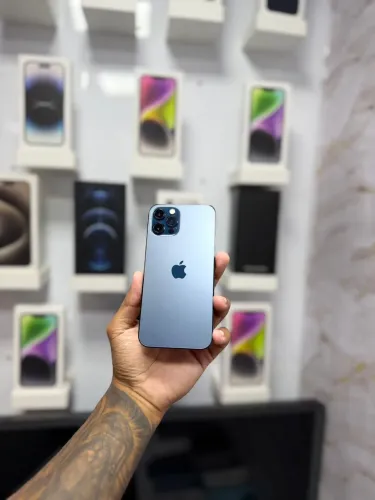 iPhone 12 PRO - 256gb ?3.099