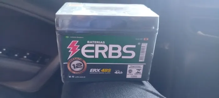 Vendo bateria pra moto 