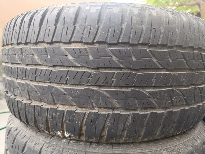 Pneus 20 com 80% 285/50R20