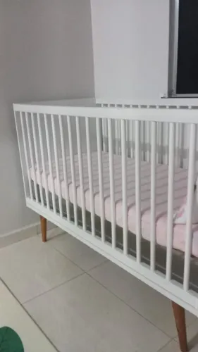 Berço com colchão 