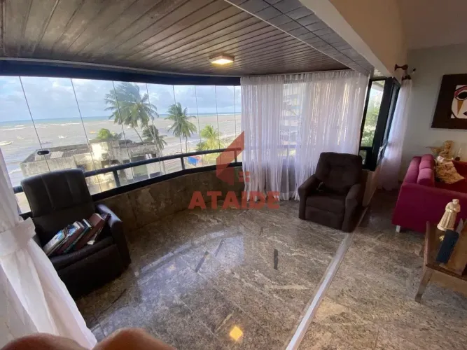 Apartamento para venda tem 234 metros quadrados com 4 quartos beira mar em Piedade