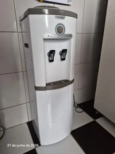 Gelágua Esmalte estado de novo