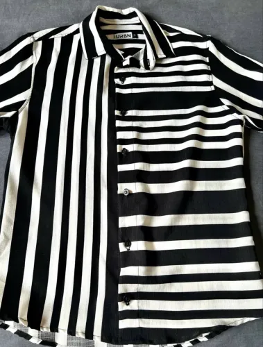 Camisa Listrada Preto/ Branco P